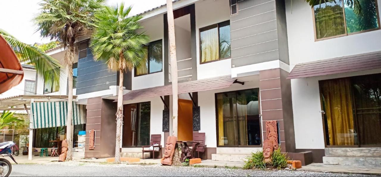 Banyan Resort Bangsaen Экстерьер фото