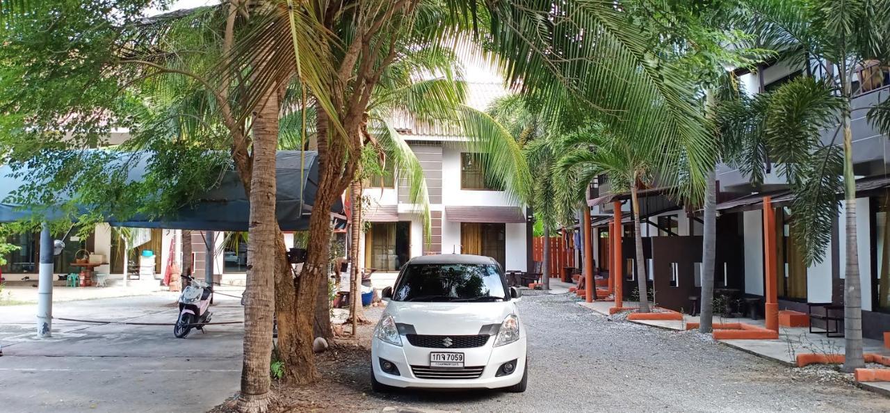 Banyan Resort Bangsaen Экстерьер фото
