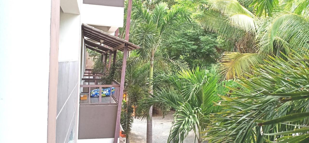 Banyan Resort Bangsaen Экстерьер фото